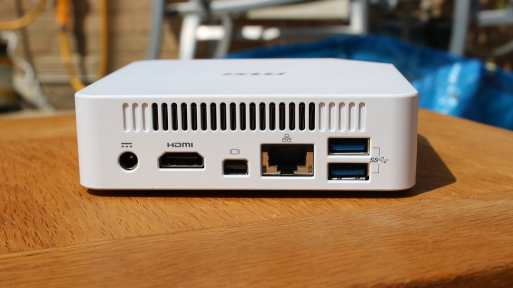 MSI Cubi Review.00_00_56_16.Still005