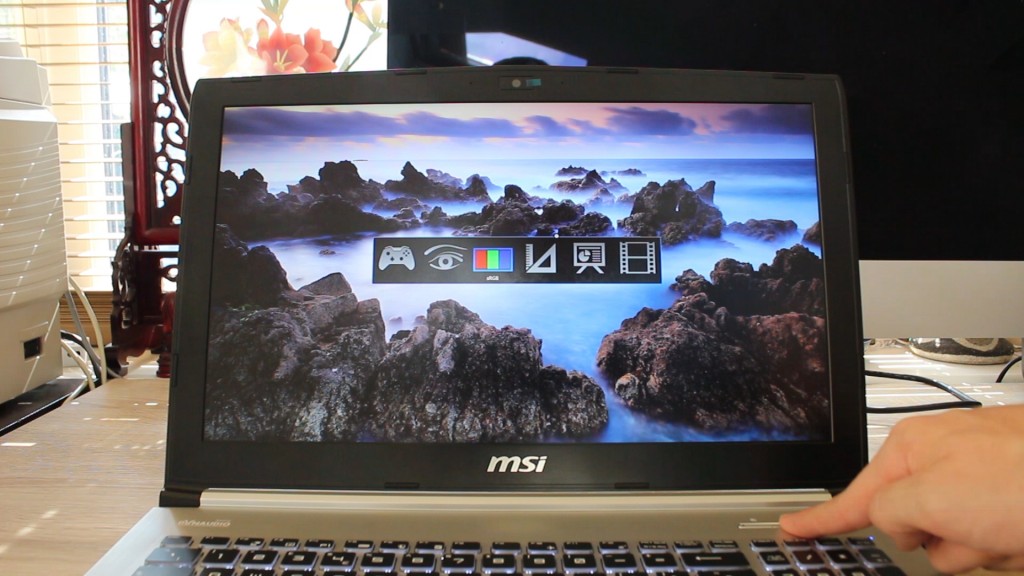 MSI PE60 Laptop Review.00_02_39_07.Still007
